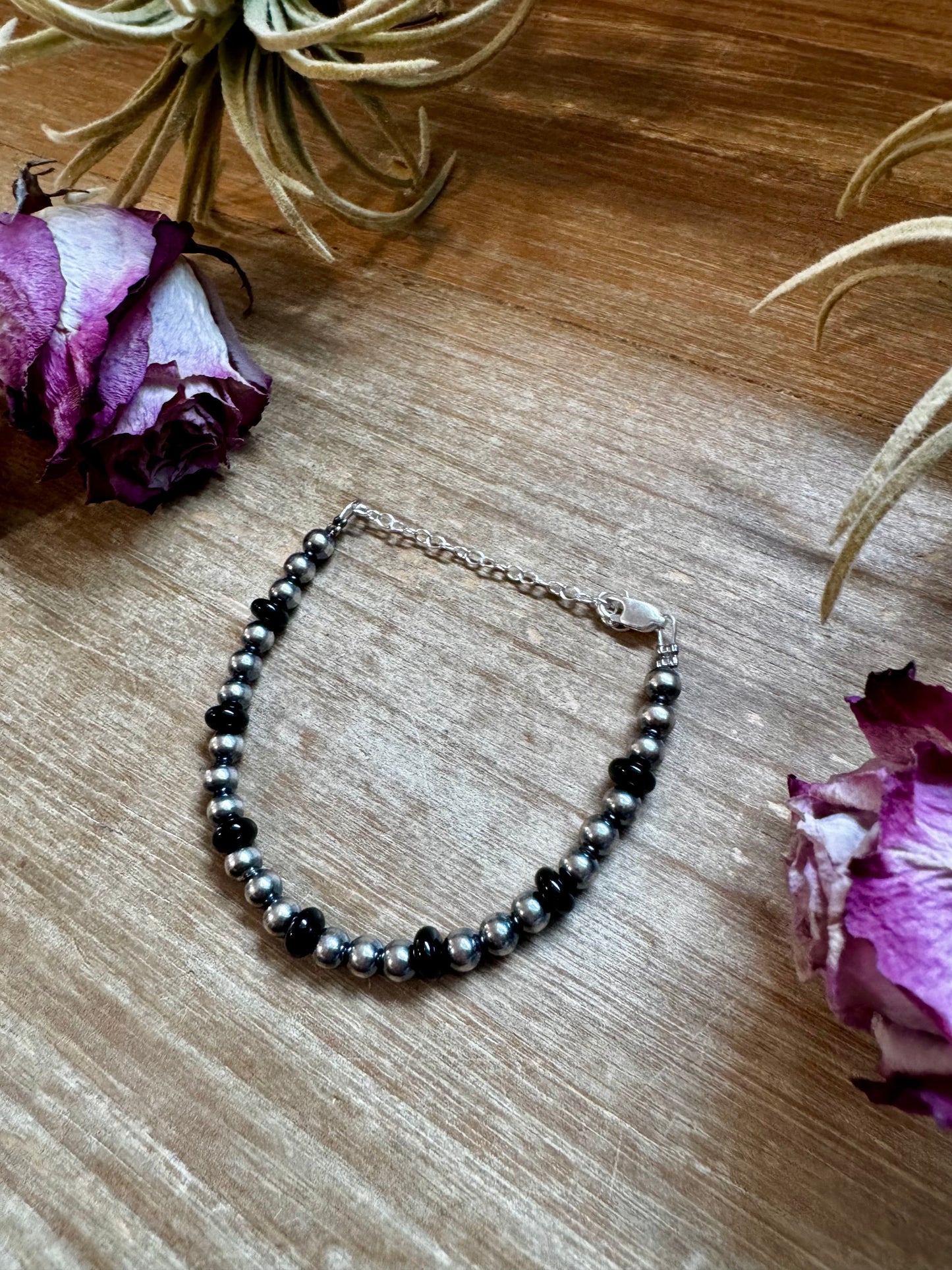 Black Onyx & Sterling Silver Pearl Bracelet – 5mm