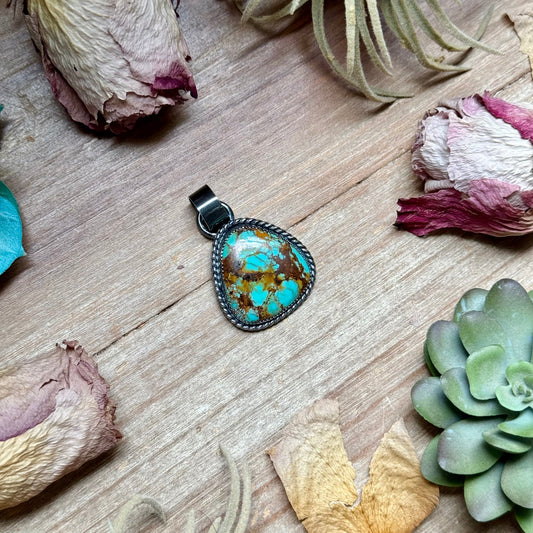 MJ Turquoise Sterling Silver Pendant – Rounded Triangle