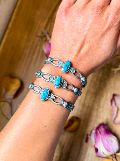 Sterling Silver Kingman Turquoise Cuff Bracelet – Native Made by K. Billah