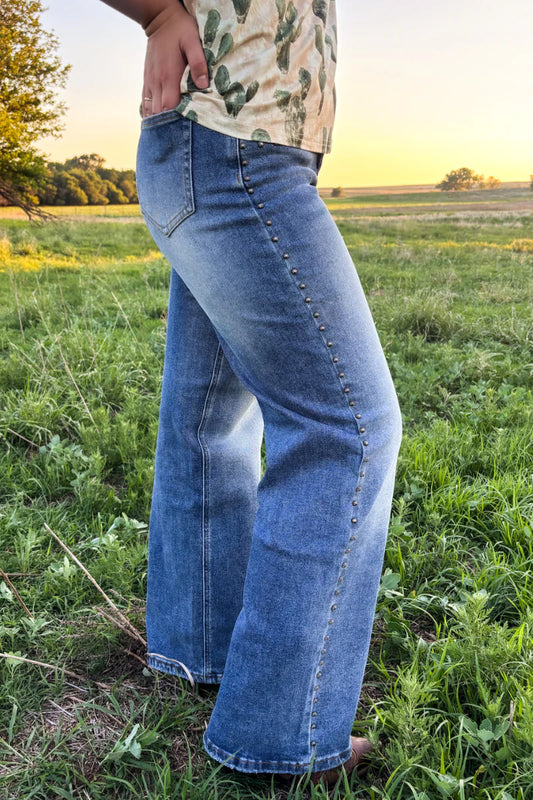 STUDDED SK DENIM