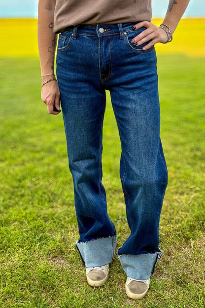 SK CUFFED STRAIGHT LEG JEANS