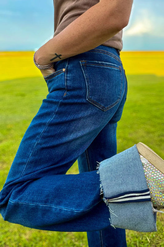 SK CUFFED STRAIGHT LEG JEANS