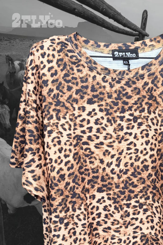SPOT ME OUT *LEOPARD TOP