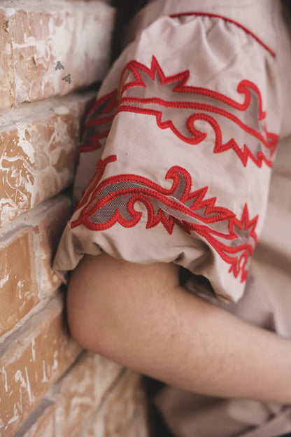 SWEETWATER STITCH TOP *DUST/ROJO