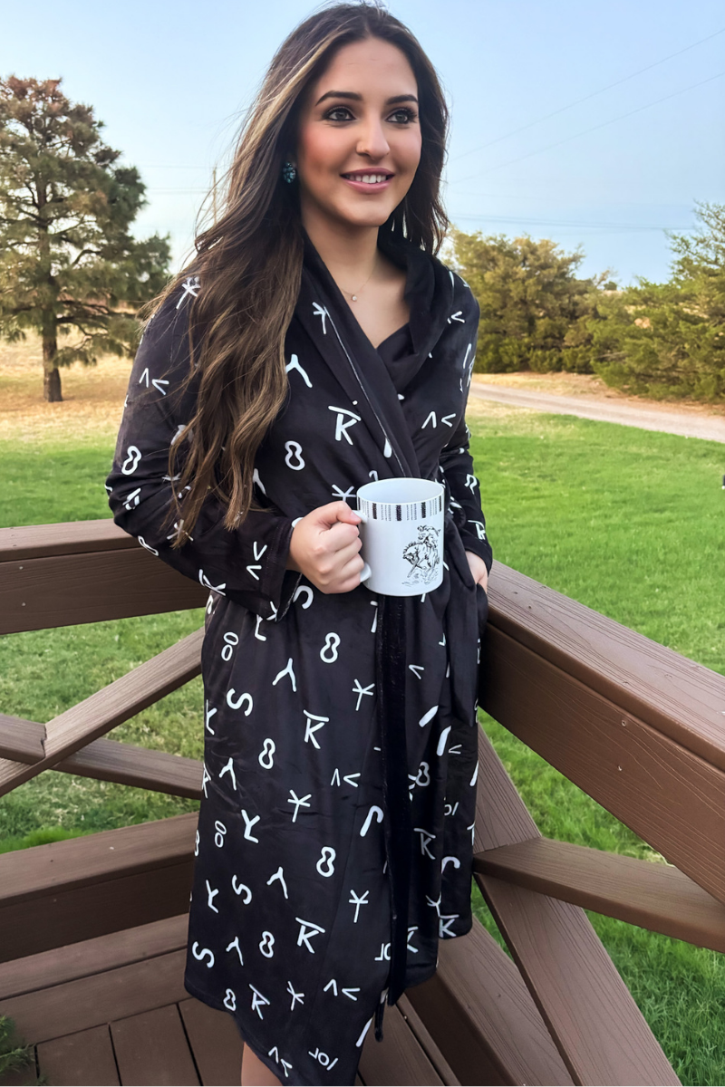Ranch wife robe