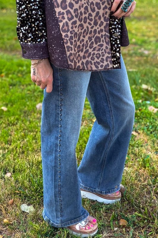 STUDDED SK DENIM