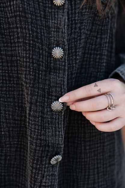 ACRES BUTTON UP *Midnight