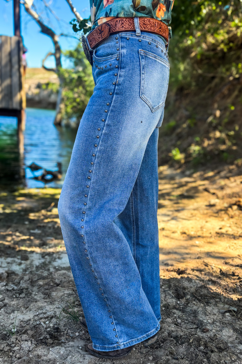 STUDDED SK DENIM