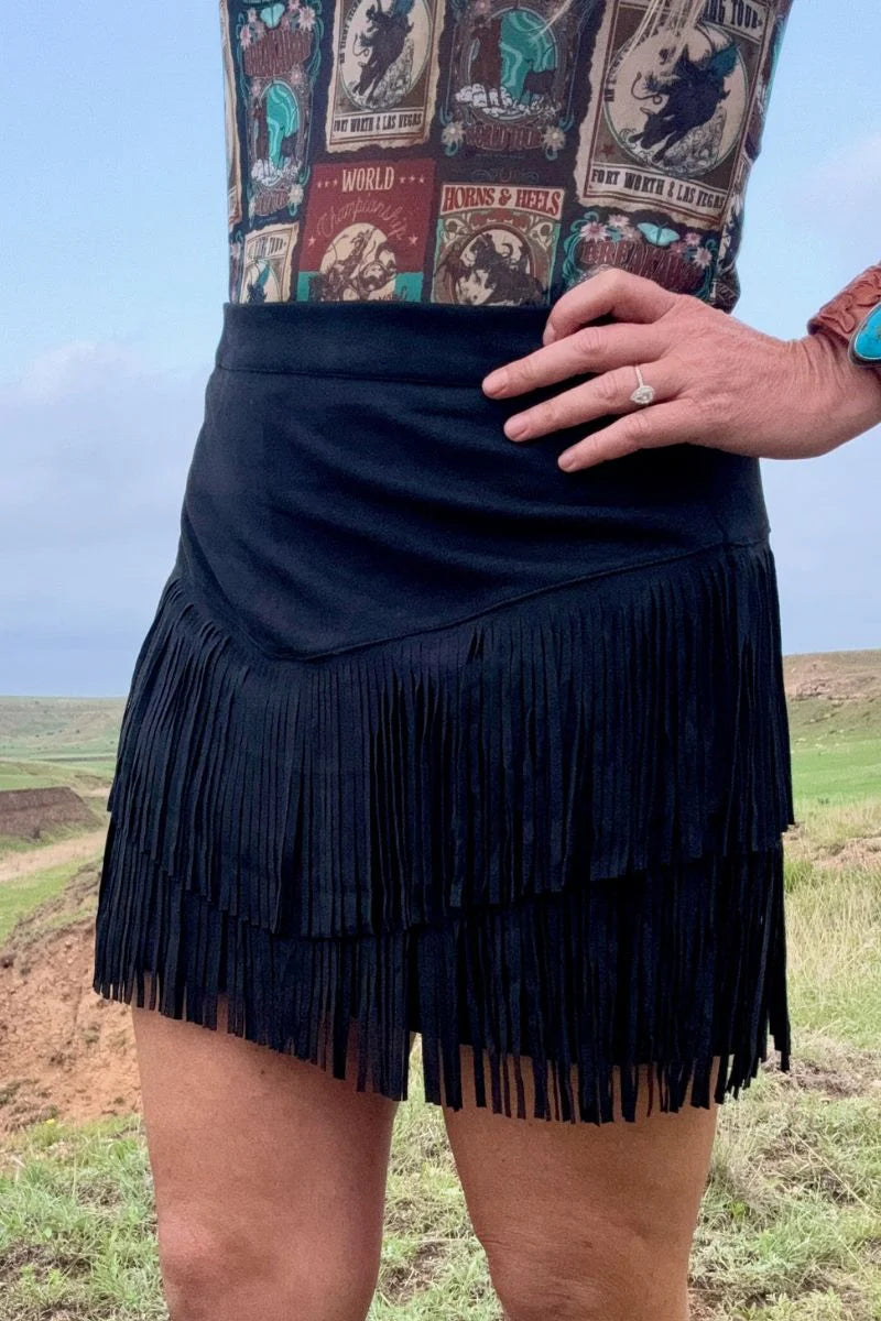 FORT WORTH FRINGE SKIRT BLACK